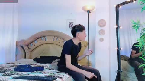 Snapshot of yeremmy_twink chatting on 05/13/26, 07:00 yeremmy_twink online show from 05/13/26, 07:00