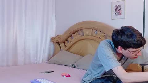 Snapshot of yeremmy_twink chatting on 07/18/26, 08:45 yeremmy_twink online show from 07/18/26, 08:45