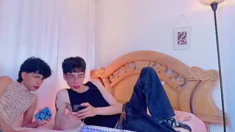 Snapshot of yeremmy_twink chatting on 07/25/26, 09:12 yeremmy_twink online show from 07/25/26, 09:12