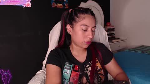 Yesi online show from 02/04/25, 05:45