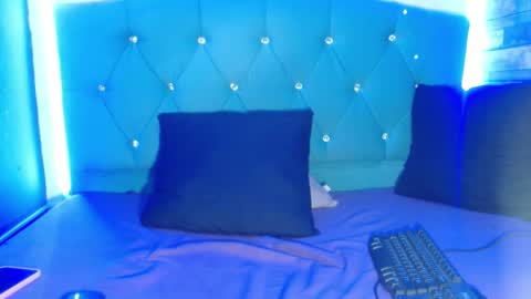 yesamin_stone18 online show from 04/19/26, 06:21