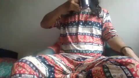 yeshuaaa999 online show from 01/04/25, 02:46