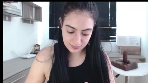 Snapshot of yesikacosta chatting on 03/11/25, 06:41 yesikacosta online show from 03/11/25, 06:41