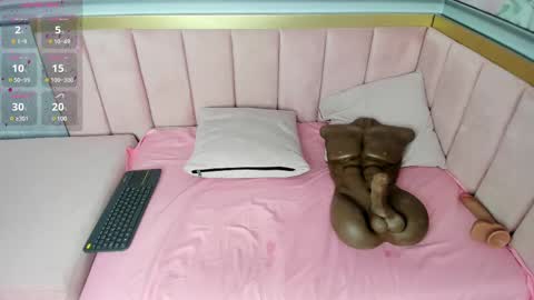 yess__daddy online show from 02/13/25, 07:31