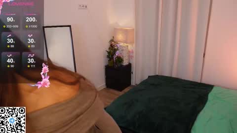 Snapshot of yess_kiki chatting on 09/23/25, 09:01 Kiki online show from 09/23/25, 09:01