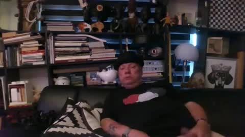 Snapshot of yessex247 chatting on 05/31/26, 02:20 yessex247 online show from 05/31/26, 02:20