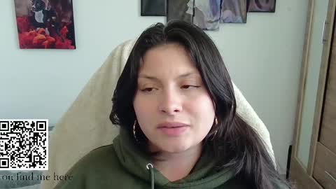 yessica_gomez01 online show from 04/08/26, 10:32