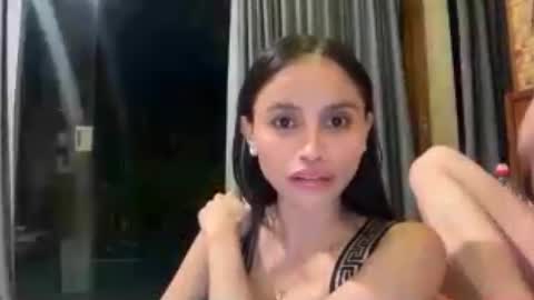 Snapshot of yessicaangsha chatting on 06/17/26, 06:20 yessica online show from 06/17/26, 06:20
