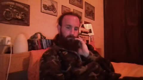 yeti_92 online show from 02/24/25, 06:47