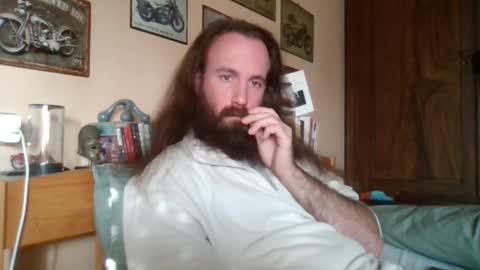 yeti_92 online show from 10/05/25, 01:09