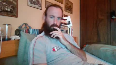 yeti_92 online show from 10/06/25, 04:15