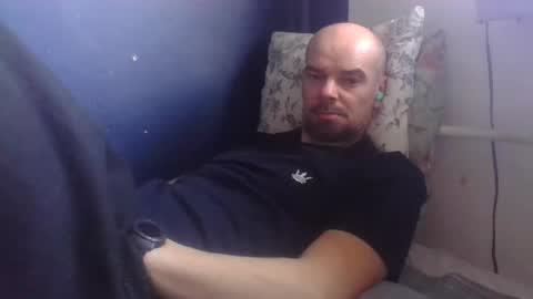 Snapshot of yewloo chatting on 03/08/25, 08:22 yewloo online show from 03/08/25, 08:22