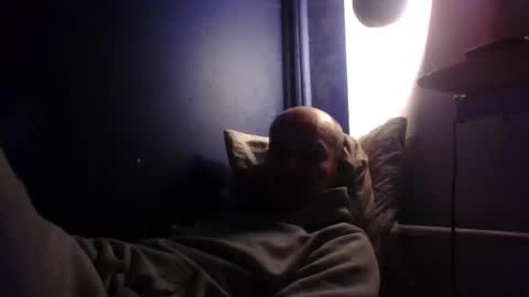 Snapshot of yewloo chatting on 11/11/25, 07:14 yewloo online show from 11/11/25, 07:14