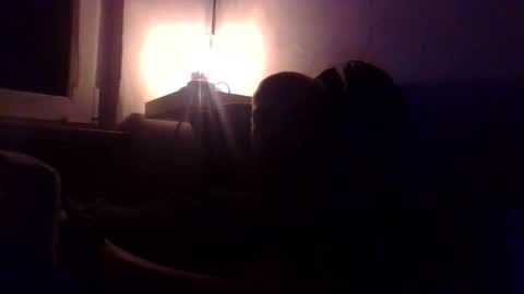 Snapshot of yewloo chatting on 11/18/25, 03:38 yewloo online show from 11/18/25, 03:38