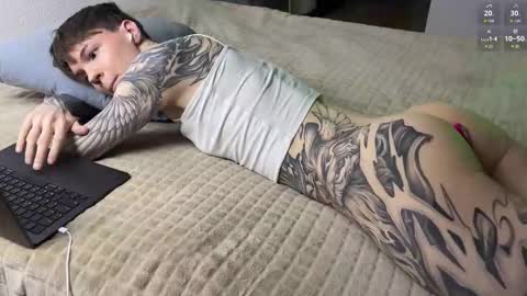 yexes online show from 02/10/26, 02:37