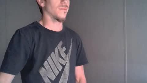 Snapshot of yfn_blessed chatting on 01/12/26, 10:04 Jake online show from 01/12/26, 10:04