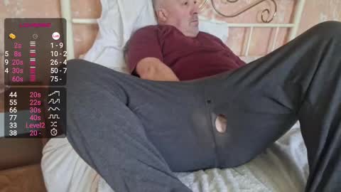 Snapshot of yifella chatting on 01/22/25, 12:49 yifella online show from 01/22/25, 12:49