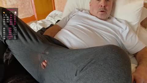 Snapshot of yifella chatting on 02/21/25, 11:33 yifella online show from 02/21/25, 11:33