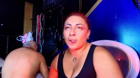 yingandyangg online show from 03/24/26, 09:42