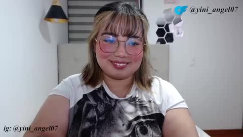 Snapshot of yini_angel07 chatting on 11/09/25, 01:37 hii i am yini online show from 11/09/25, 01:37