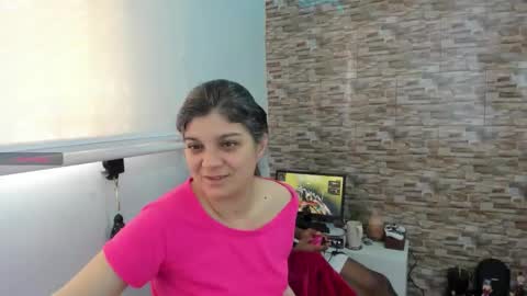 yinyyanghot online show from 12/04/25, 04:48