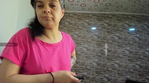 yinyyanghot online show from 12/05/25, 10:13