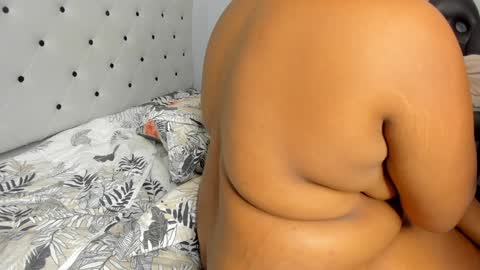 roxie reyes  online show from 01/24/25, 09:28