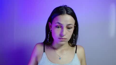 yisle online show from 03/06/26, 06:48