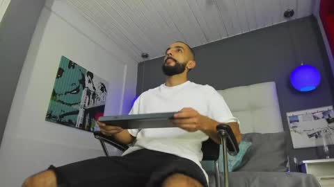 Yiyo online show from 02/09/25, 04:04