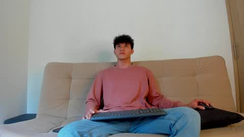 yizus_bonz online show from 04/05/26, 05:21