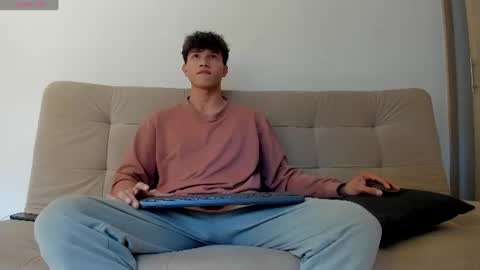 Snapshot of yizus_bonz chatting on 07/18/26, 09:29 yizus_bonz online show from 07/18/26, 09:29