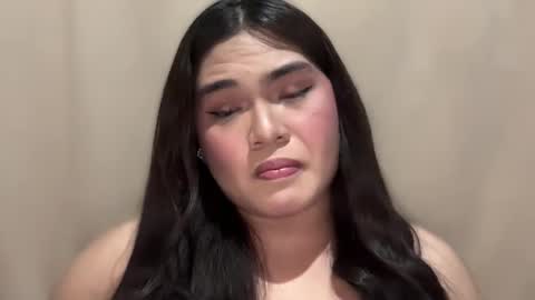 Snapshot of yllanahard chatting on 12/20/24, 05:18 yllana love online show from 12/20/24, 05:18