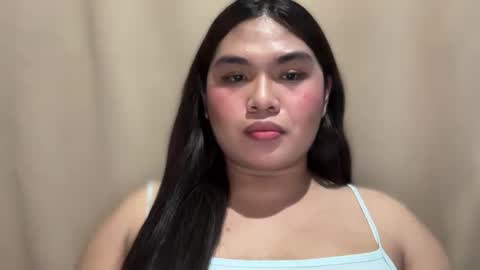 Snapshot of yllanahard chatting on 12/24/24, 10:39 yllana love online show from 12/24/24, 10:39