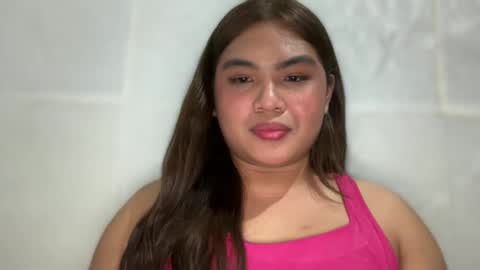 Snapshot of yllanahard chatting on 01/28/25, 12:54 yllana love online show from 01/28/25, 12:54