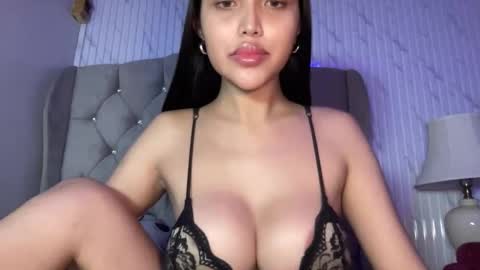 ylonagrae online show from 02/01/26, 06:23