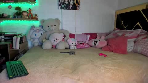 lucy online show from 11/09/25, 06:33