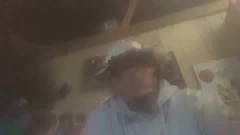 Snapshot of ymmotg chatting on 01/01/25, 05:33 ymmotg online show from 01/01/25, 05:33