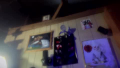 Snapshot of ymmotg chatting on 01/17/25, 09:39 ymmotg online show from 01/17/25, 09:39