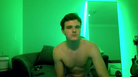 yngdesire1 online show from 12/03/25, 08:00