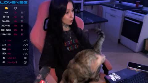     online show from 09/18/25, 09:28