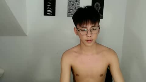 Snapshot of ynotyu chatting on 05/17/26, 07:21 ynotyu online show from 05/17/26, 07:21