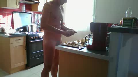 Yoann online show from 09/17/25, 07:54