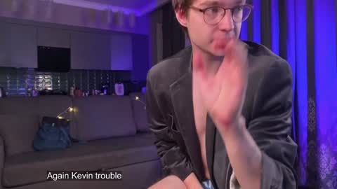 Max online show from 01/22/25, 04:34