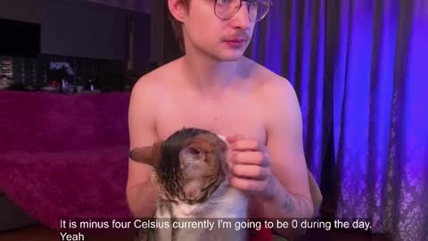 Max online show from 02/17/25, 04:31