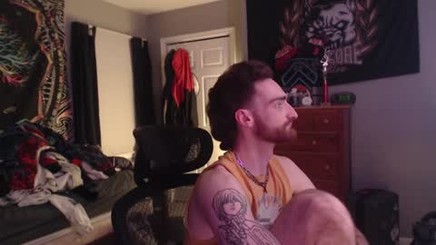 Snapshot of yogurtmaker chatting on 01/28/25, 01:08 Yogurtmaker online show from 01/28/25, 01:08