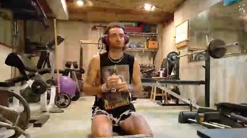 Snapshot of yogurtmaker chatting on 09/30/25, 08:36 Yogurtmaker online show from 09/30/25, 08:36