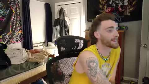 Snapshot of yogurtmaker chatting on 10/11/25, 01:49 Yogurtmaker online show from 10/11/25, 01:49