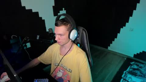 You can ask my name in pm online show from 04/18/26, 07:18