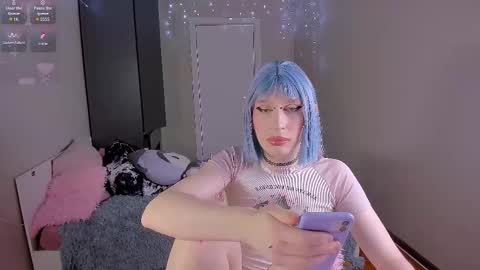 Mikaella - Mika online show from 02/05/26, 08:35