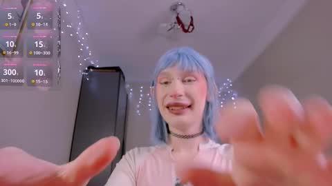 Mikaella - Mika online show from 02/11/26, 08:25